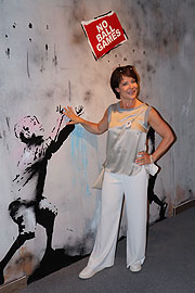 Janina Hartwig bei der VIP Eröffnung „The Mystery of Banksy- A Genius Mind”  am 16.06.2021 (©Foto. Martin Schmitz)